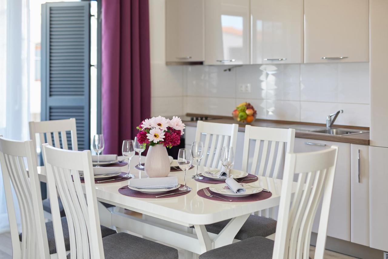 Apartments Nika Turanj Extérieur photo