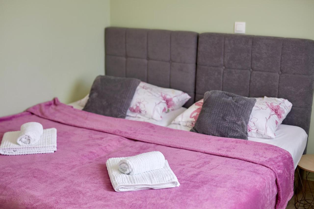 Apartments Nika Turanj Chambre photo