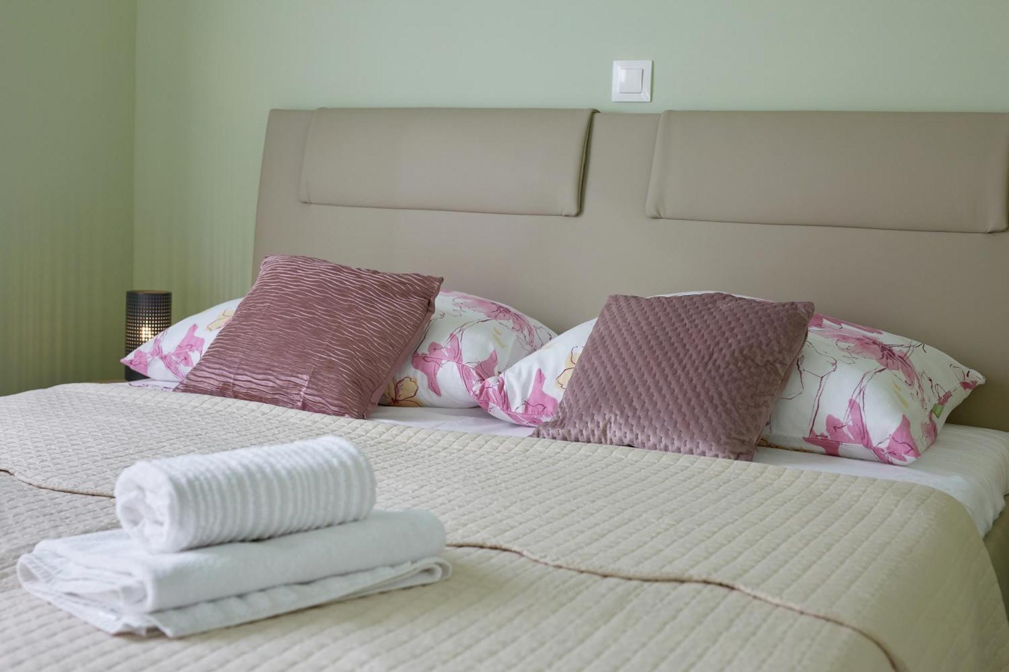 Apartments Nika Turanj Chambre photo